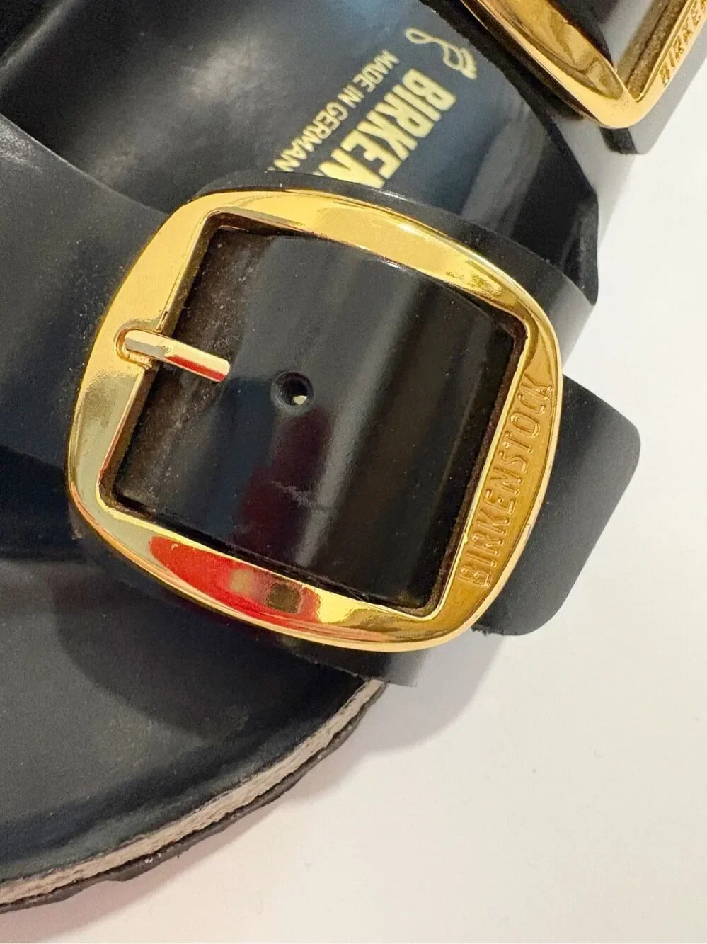 NWOT Birkenstock Arizona Big Buckle High Shine Sandals Black size 39 $175.00